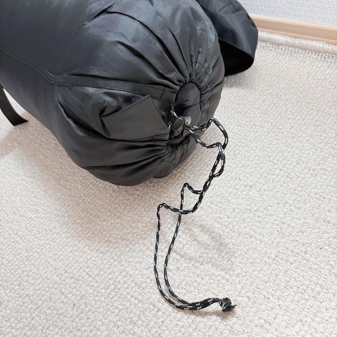 ダウンシュラフ 秋冬春用 寝袋 ダウン マミー型 羽毛寝袋 ブラック