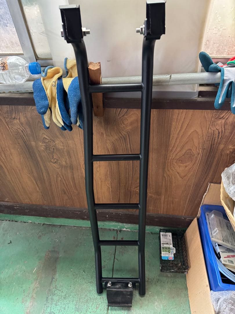 はっこくROSSO MODELLOジムニー　JB74 JB64用リアラダー