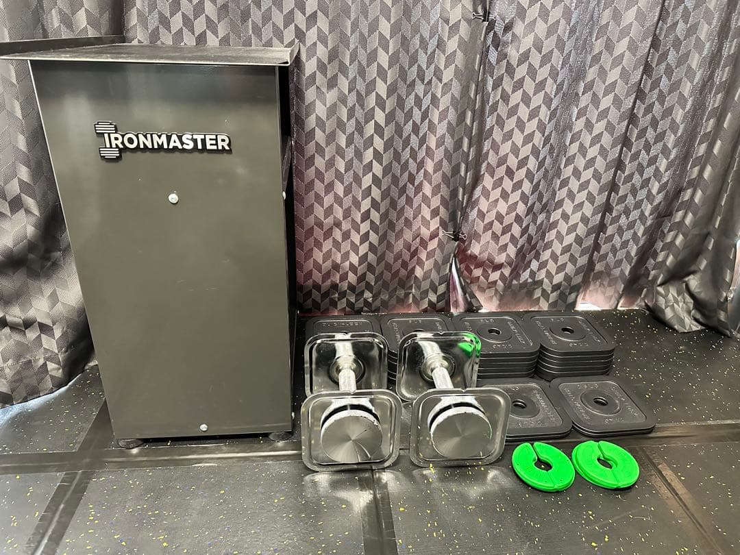 クイックロックダンベル68kg(34kg×2)、純正スタンドセット