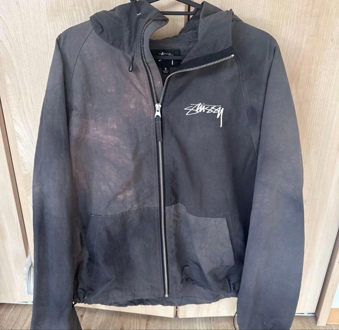 STUSSY フード付きナイロンジャケット Sサイズ ブラック　【即日発送】