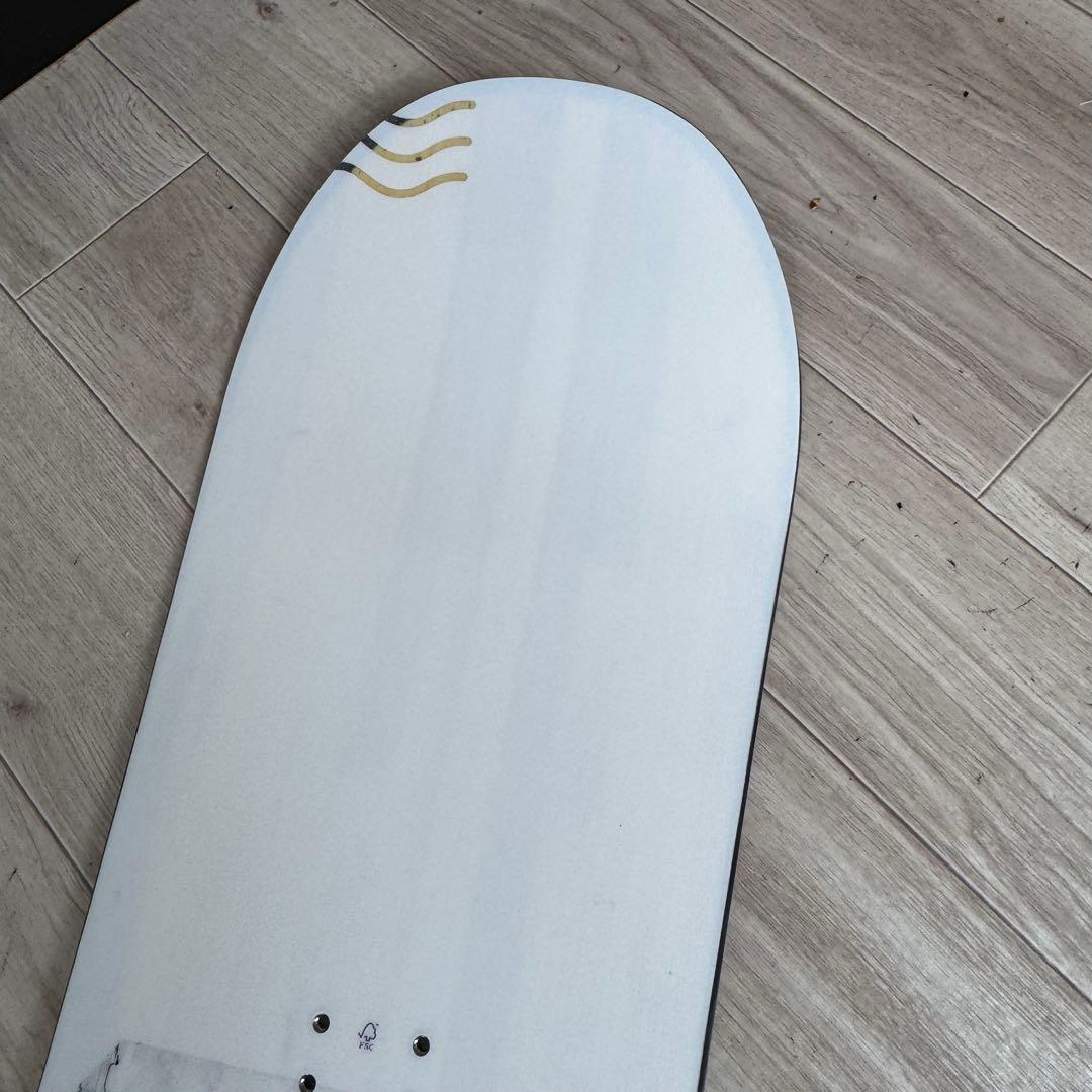 【極美品】SALOMON LOTUS 142cm スノーボード