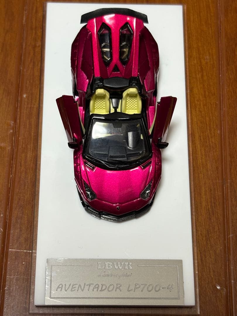 1/64 ランボルギーニ　アヴェンタドール　LP700