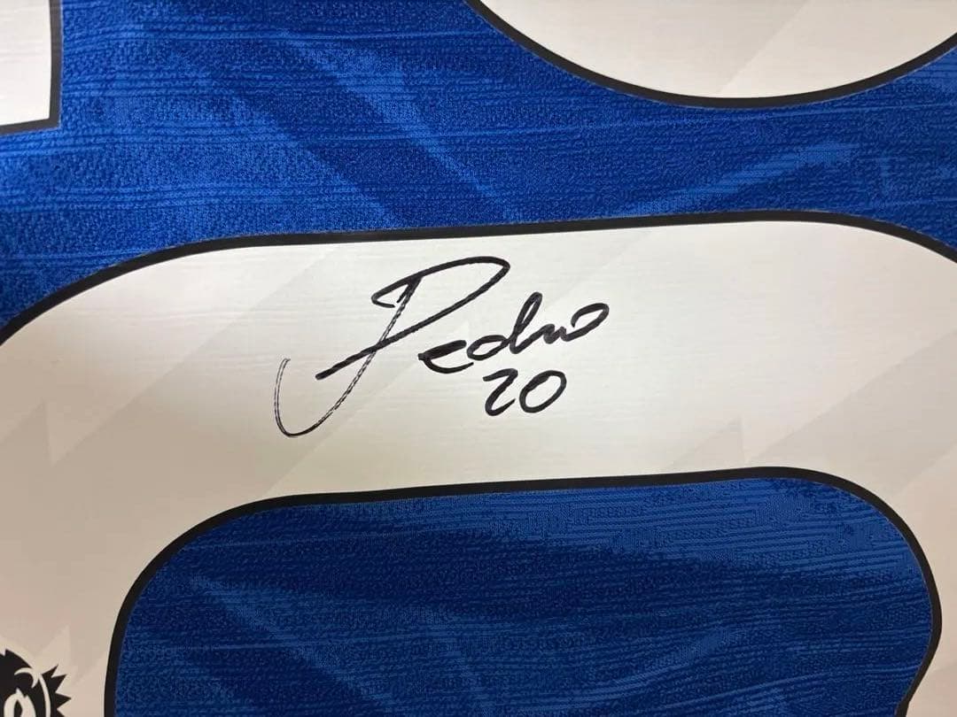 ジョアン・ペドロ　実使用ユニフォーム　直筆サイン入り　JOÃO PEDRO