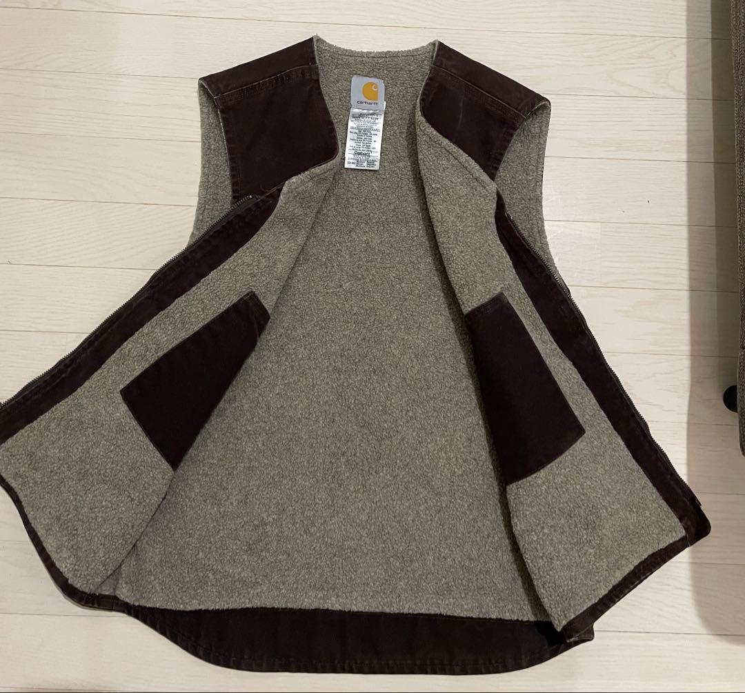 マ*ン様 Carhartt（カーハート）のダックベスト