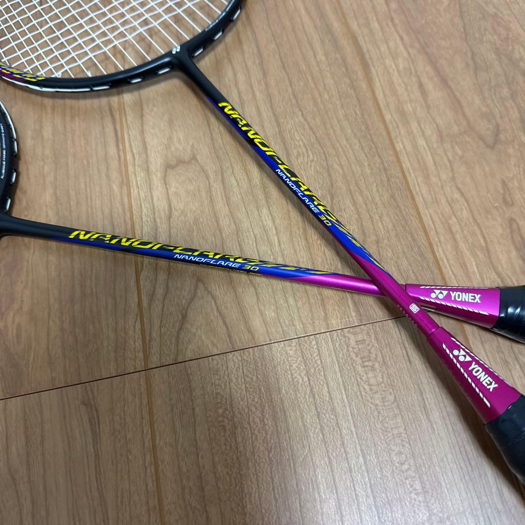 ヨネックス　バトミントン　ラケット　ナノフレア 2点セット　シャトル　ケース付