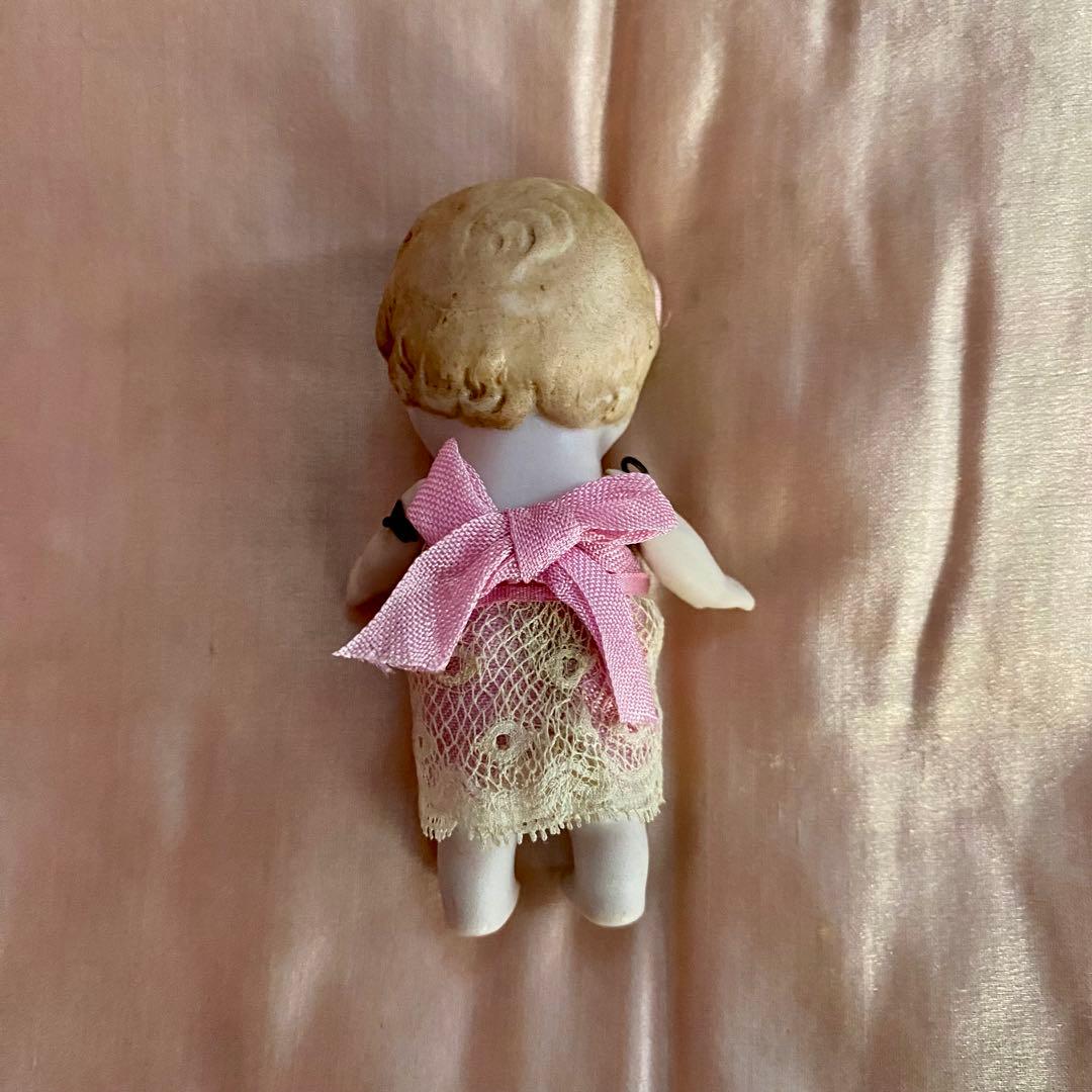 ヘルトヴィッヒ　どんぐりお目目の女の子　ビスクドール