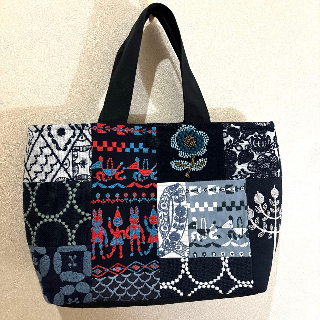 ☆ミナペルホネン ♡ハンドメイドトートバッグ ブラック系