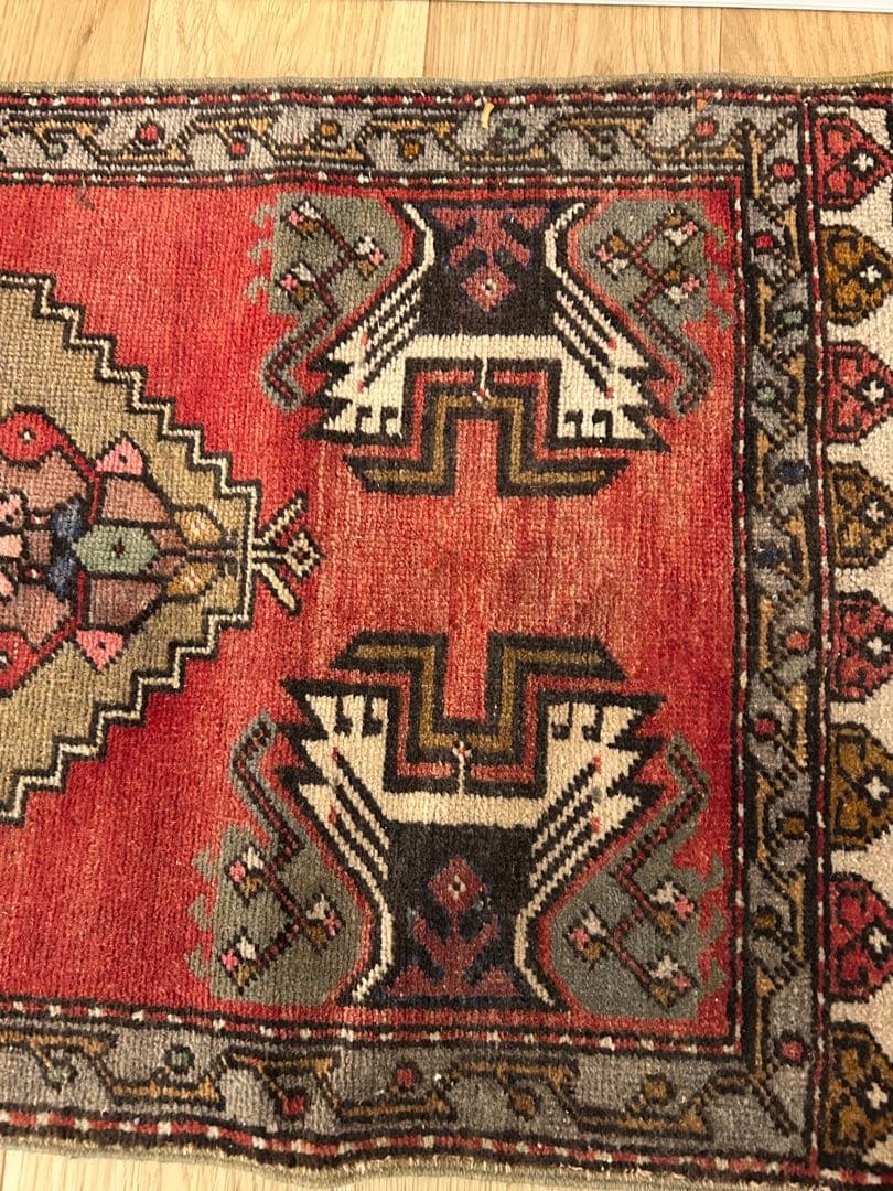 トライバルラグ・トルコヴィンテージラグ・ウール約51×99cm