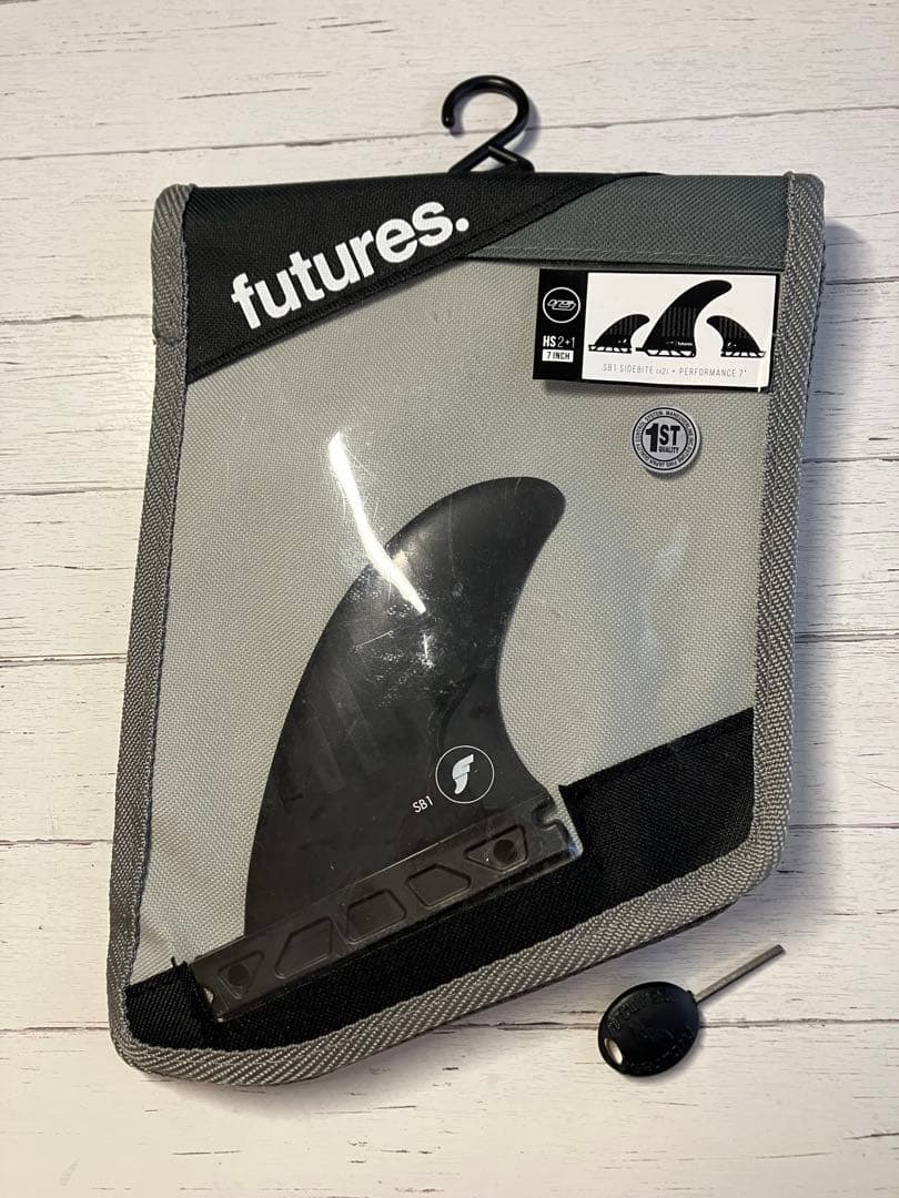 ミッドレングス・ロングボード用シングルフィン➕スタビ３枚セット　フューチャー