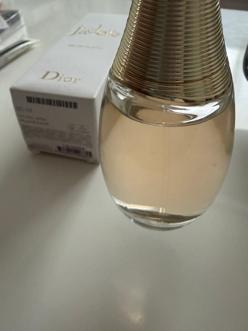 Dior j'adore ジャドール　オー　ルミエール　オードトワレ50ml