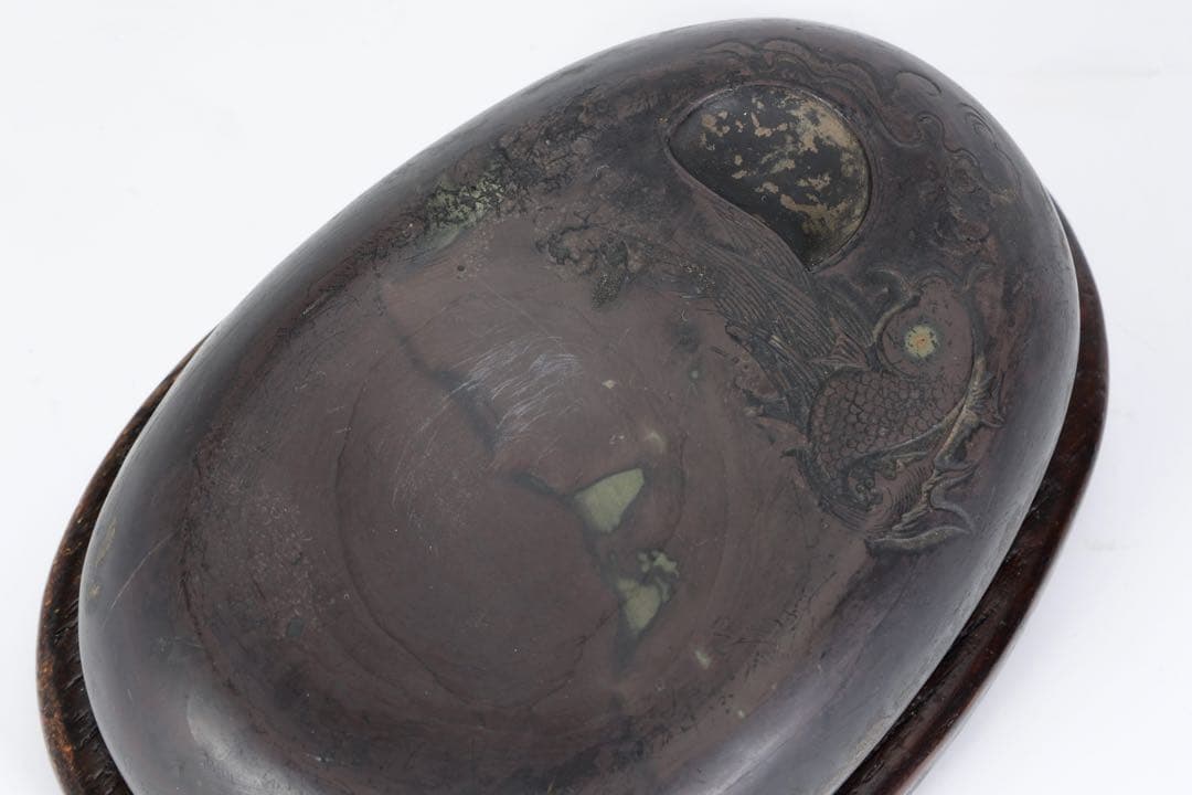 中国古玩 端渓硯 鯉図陽刻 唐木台付 文房四宝 書道具 古美術 骨董品 中国美術