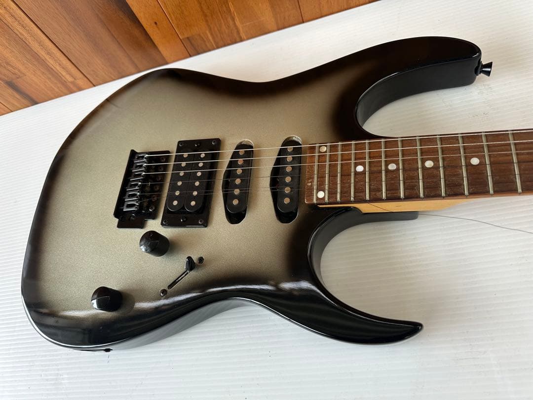 Photogenicのエレキギター(a49）