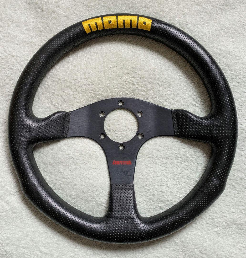 【美品】ｍｏｍｏステアリング　コンペティション　350ｍｍ