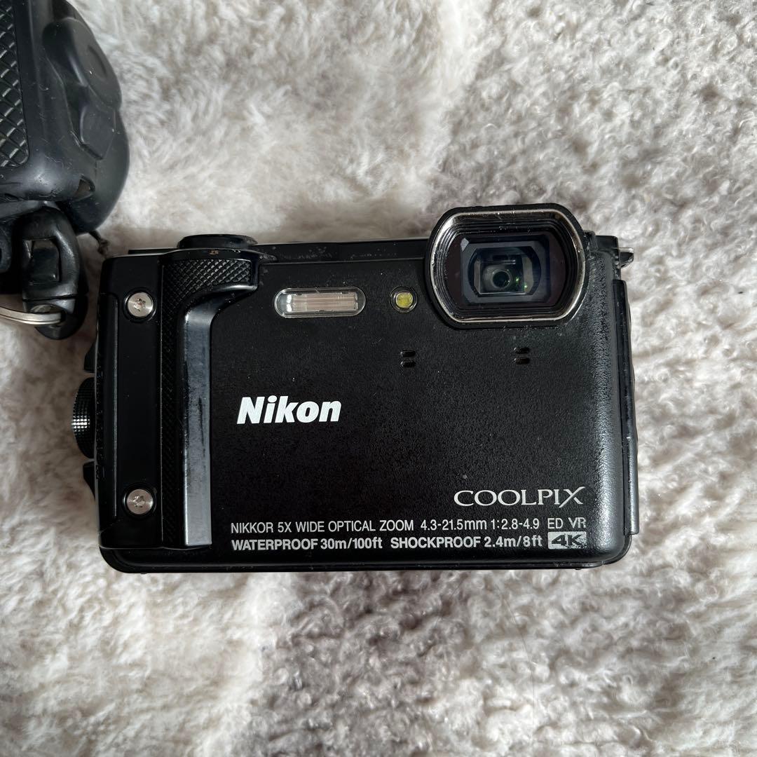 ニコン・クールピクスW300