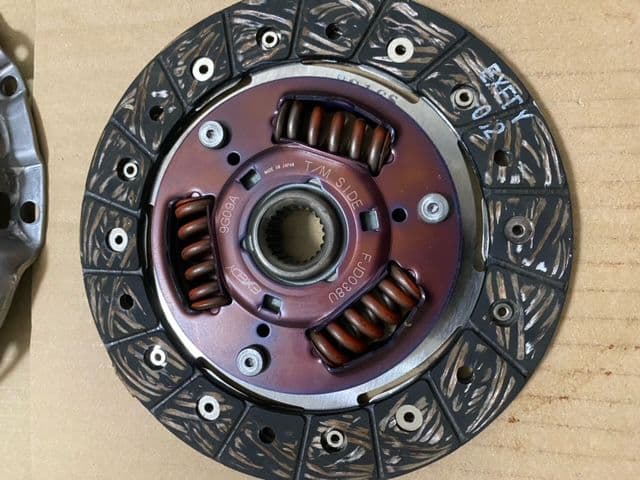 プレオRV★R2のMTクラッチ3点キット＆☆おまけで新品部品を何点かお付けします