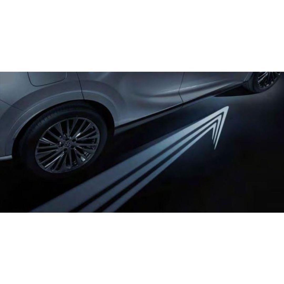 レクサス　現行RX プロジェクションウェルカムイルミ純正部品ディーラーオプション