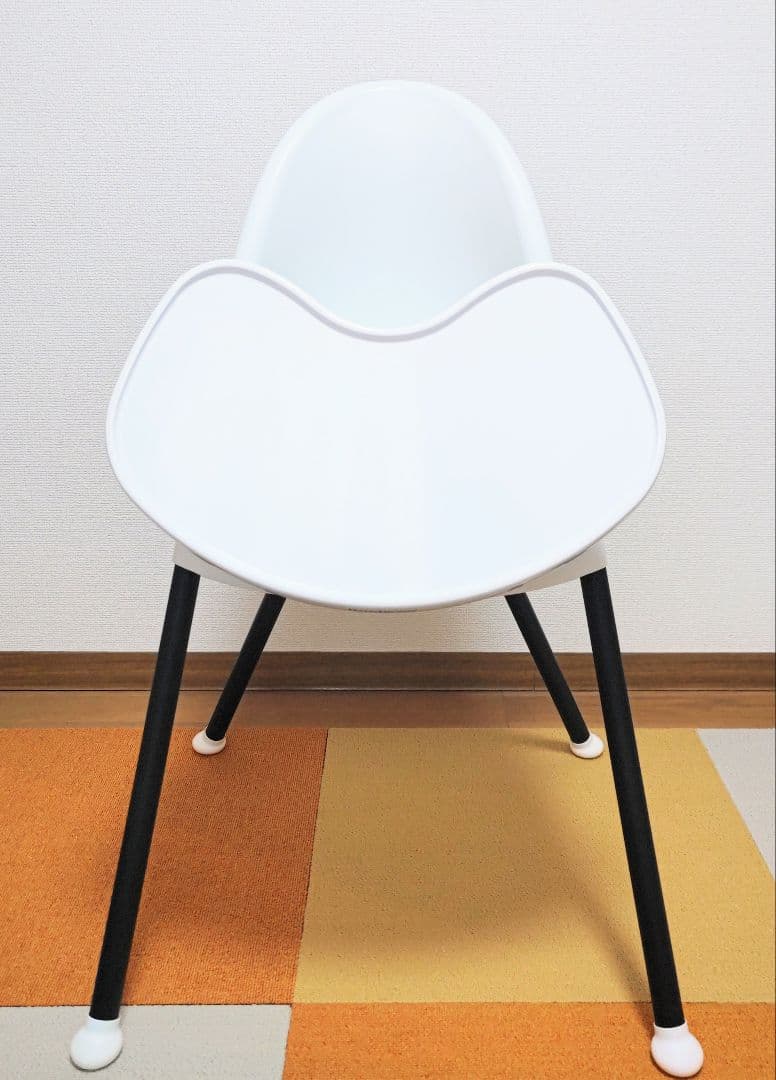 ベビービョルン ハイチェア（セーフティハーネス付き）