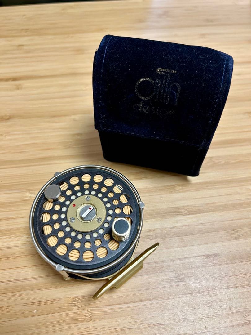 アリハートフライリールF2