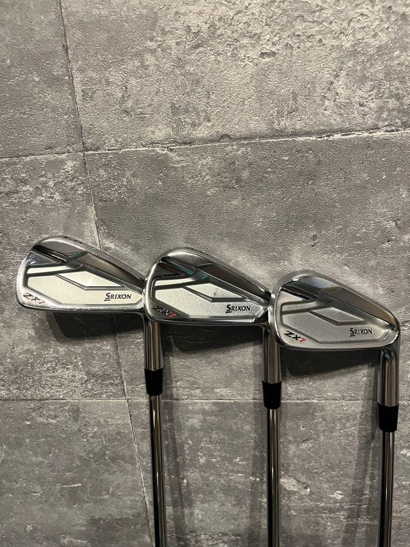 スリクソン zx7 アイアン 5〜p ダイナミックゴールドmid115 s200