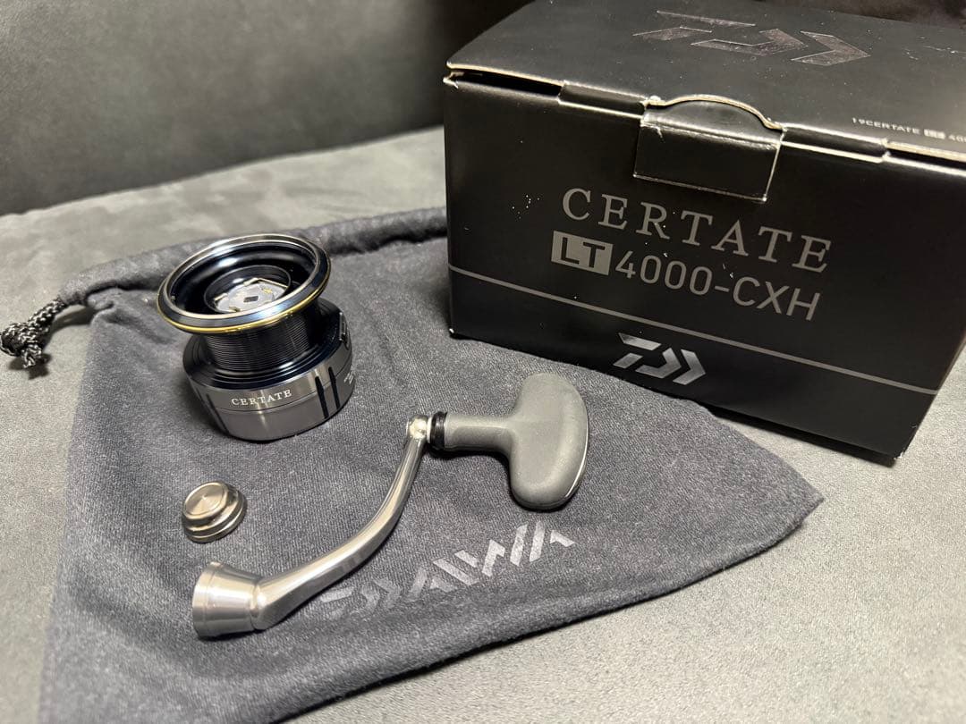 未使用取り外し！19CERTATE LT4000-CXH スプール ハンドル