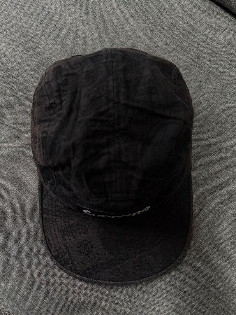 モモカ様supreme ブラックロゴキャンプキャップ
