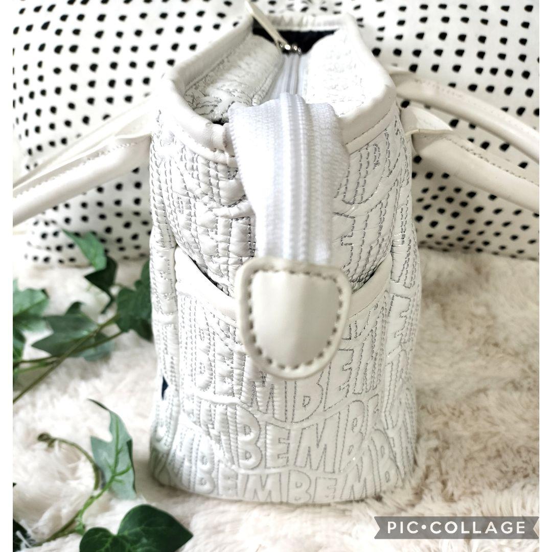 【希少】マスターバニーエディションカートバッグ　刺繍ロゴ　エンボス　ゴルフ　白