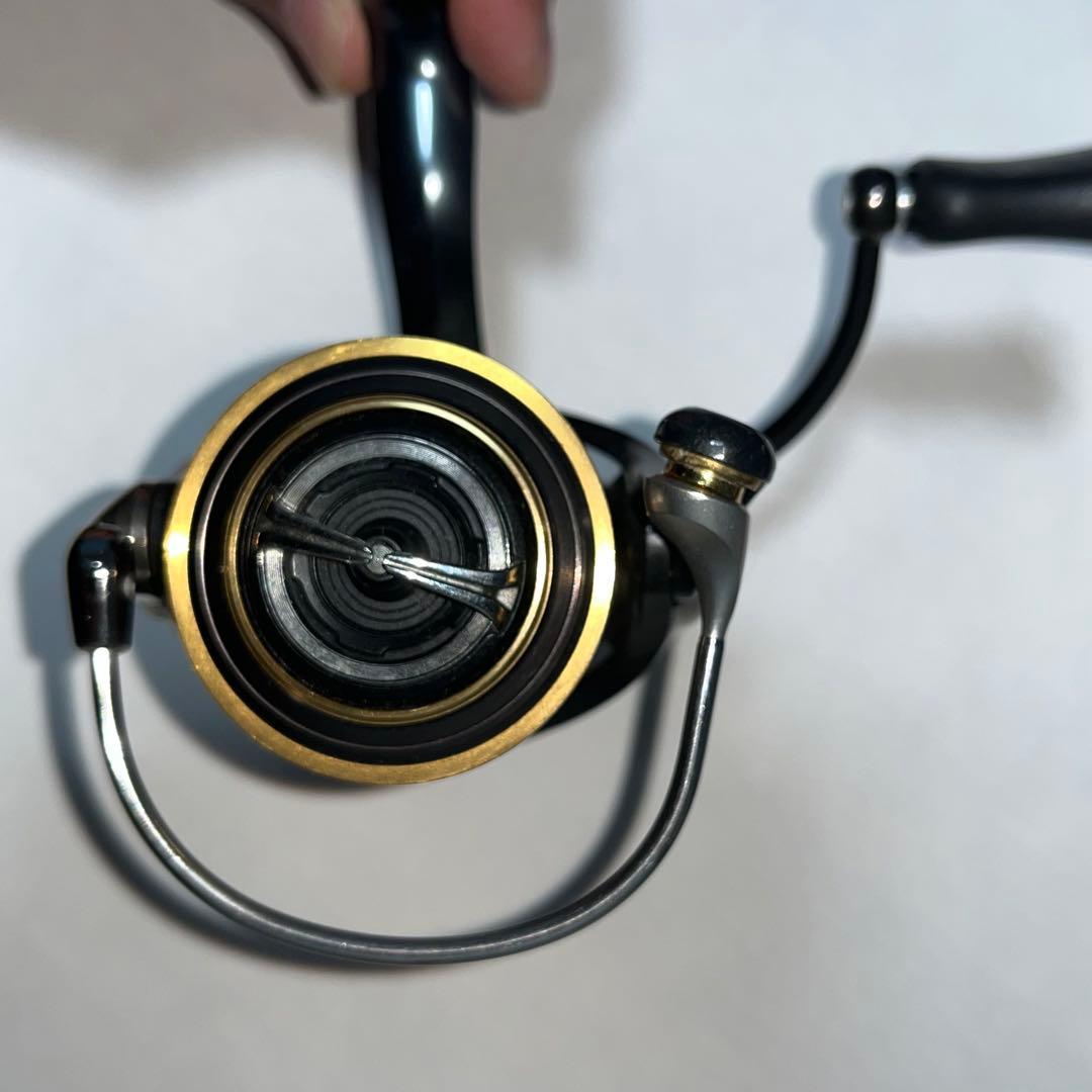 DAIWA THEORY セオリー2506 スピニングリール美品軽量高剛性