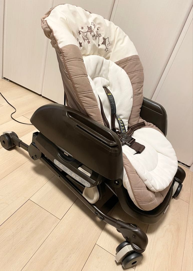 ✨️お値下げしました✨️combi ネムリラ オートスウィング