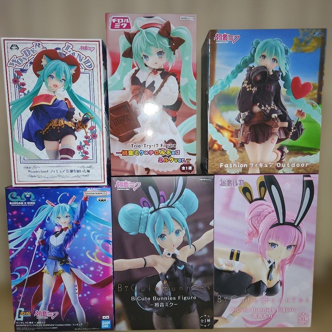 プロジェクトセカイ　初音ミクと巡音ルカ　#白るまんどのフィギュア