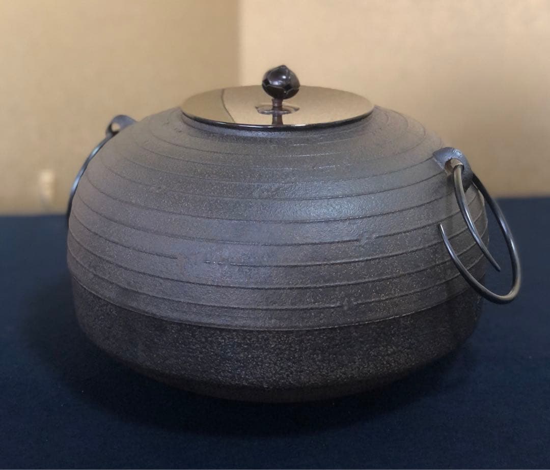 割引❗️《R》茶道具 平丸筋入釜 鐶 高橋敬典 共布 共箱 260121き6