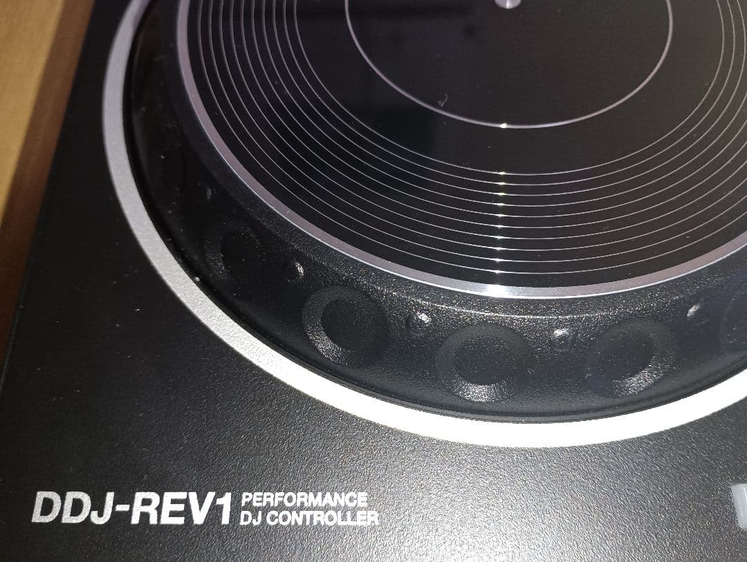 Pioneer DJ DDJ-REV1 コントローラー
