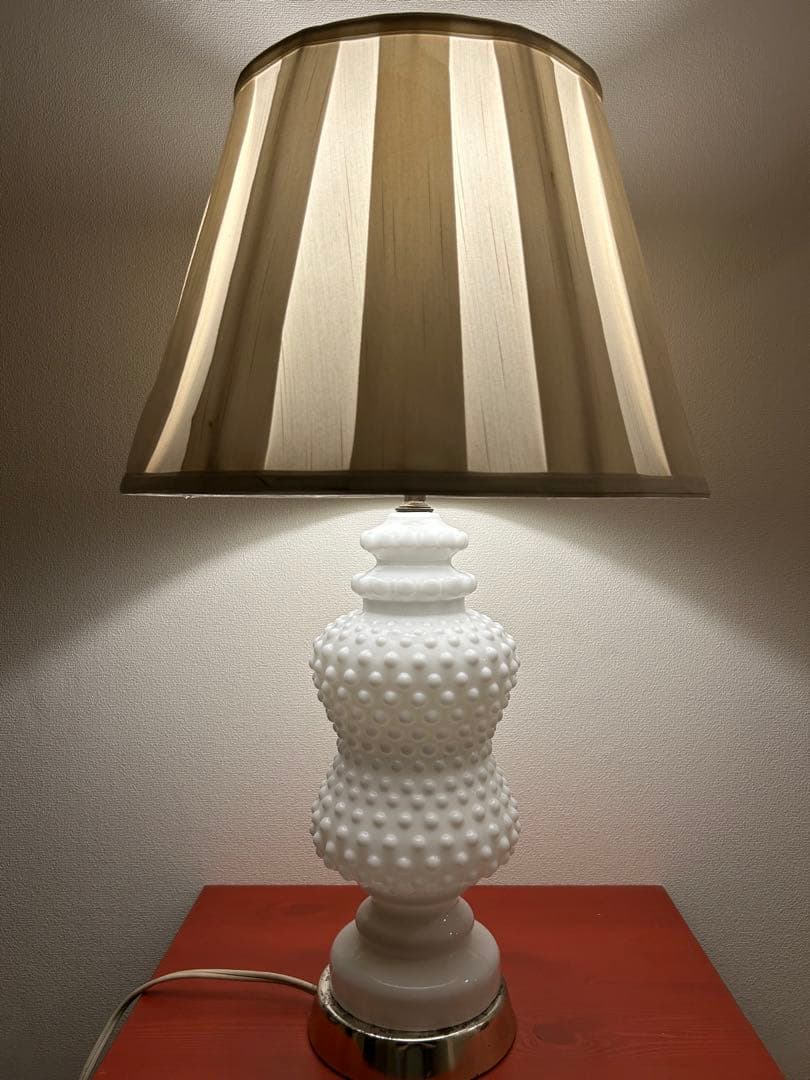 フェントン ホブネイル風 ミルクガラス ランプ　ライト fire king