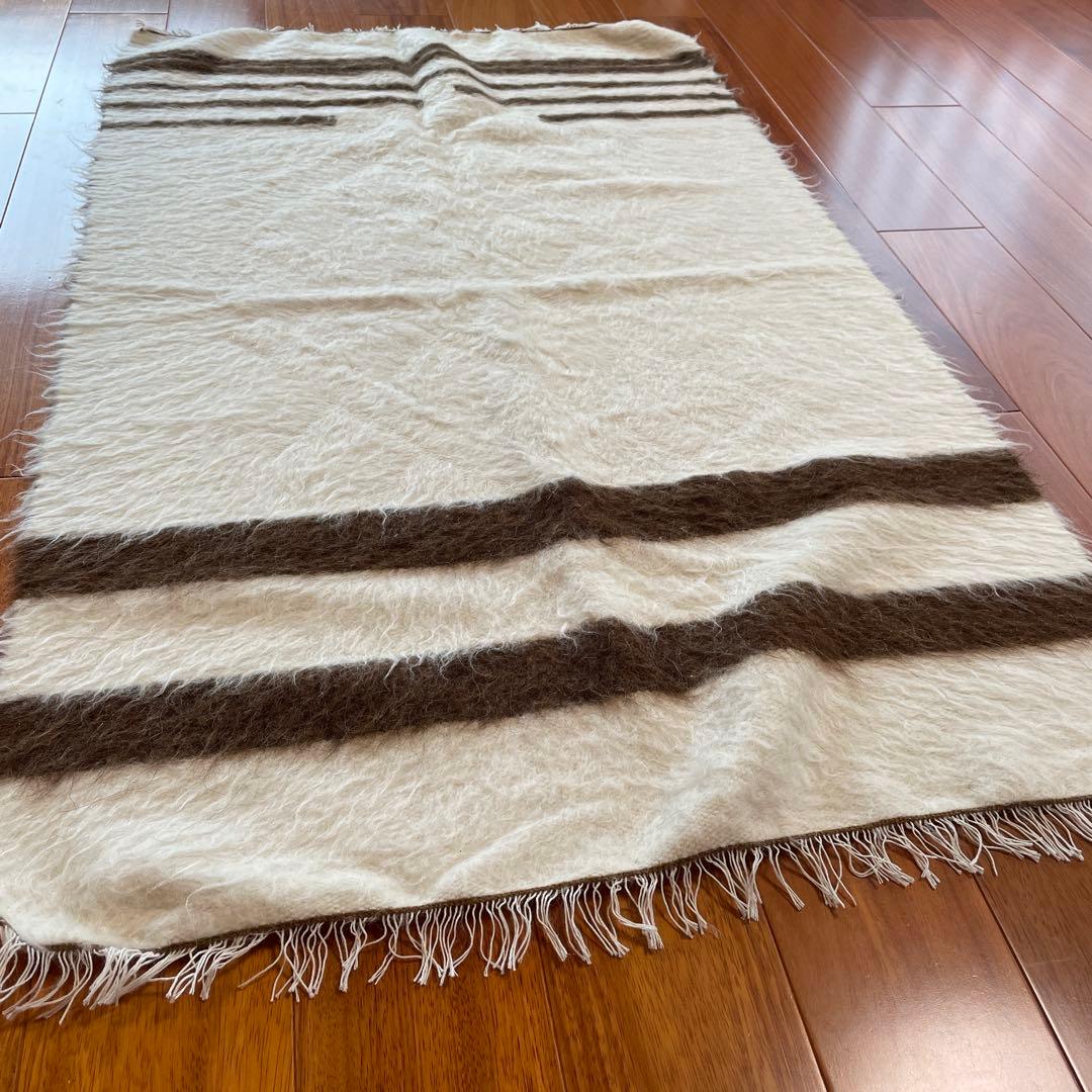 【新品、クリーニング済】超貴重バッターニエ　ホワイト×ブラウン　72×118cm