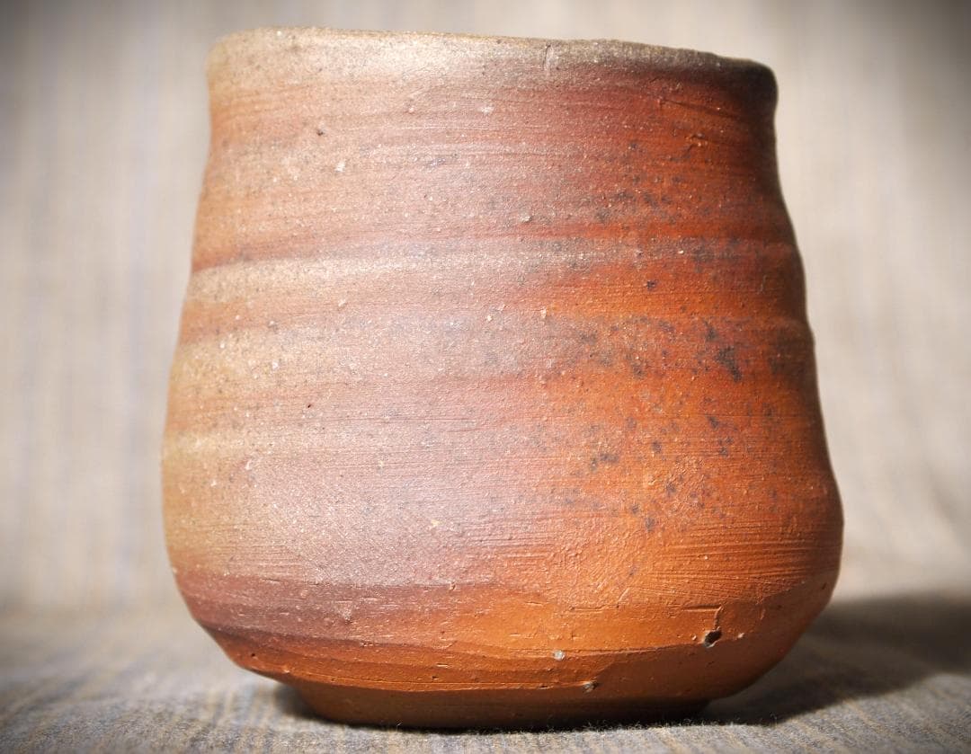 希少作★中村六郎【師：金重陶陽】★備前湯のみ★共箱・布