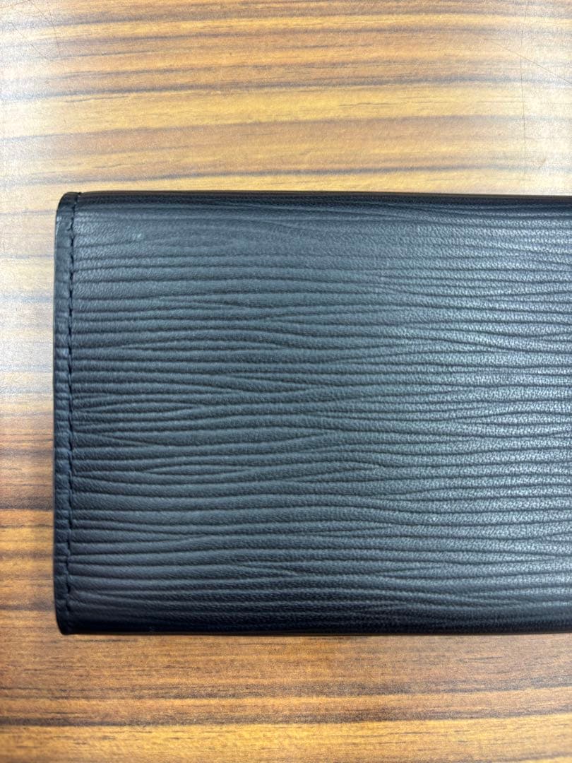 LOUIS VUITTON ブラックレザー名刺入れエピ