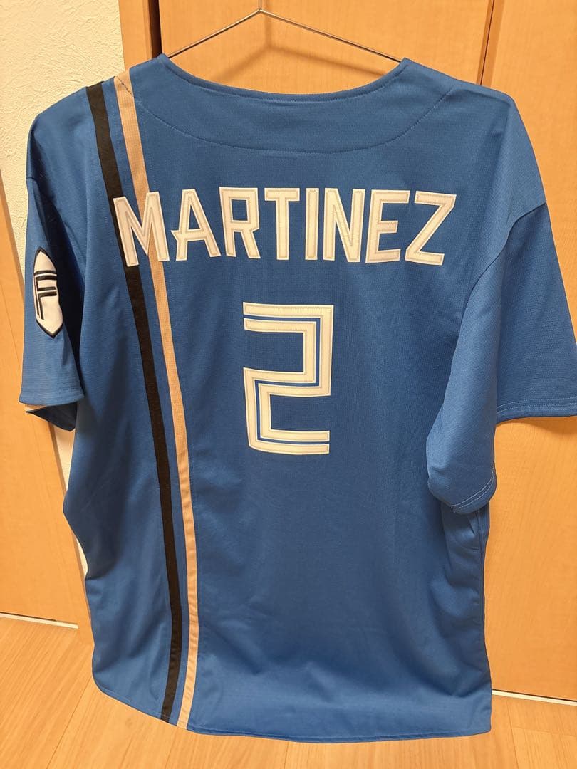 北海道日本ハムファイターズ　マルティネス　ユニフォーム（ビジター）XL