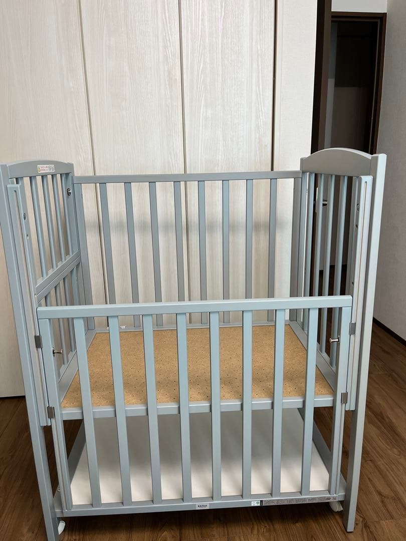 カトージ　ミニベビーベッド　ツーオープン　グレーウォッシュ