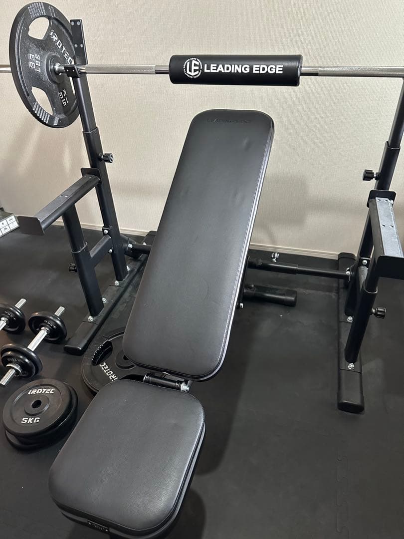 引取限定 リーディングエッジ ラック バーベル スクワットパッドセット