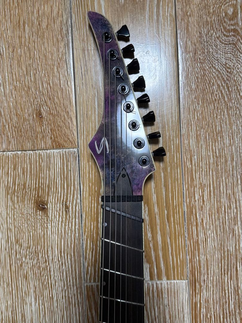 ギター Skervesen Swan 8