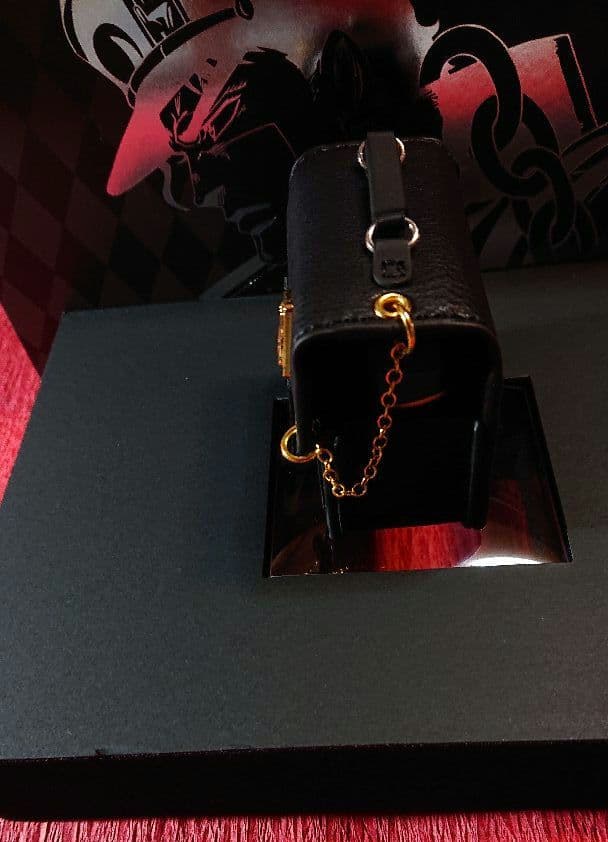 ジョジョの奇妙な冒険 空条承太郎 ワイヤレスイヤホン 海外ライセンス版