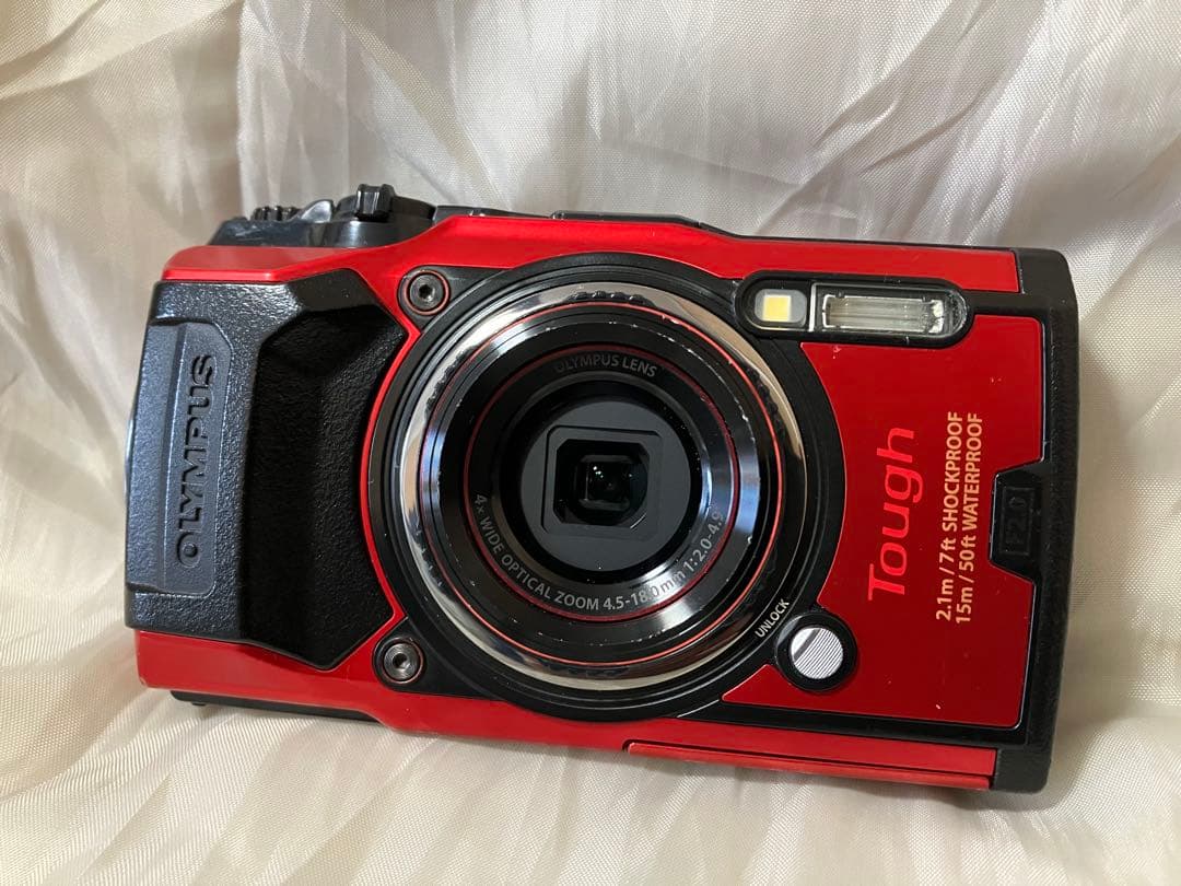 オリンパスTG-6 レッド①