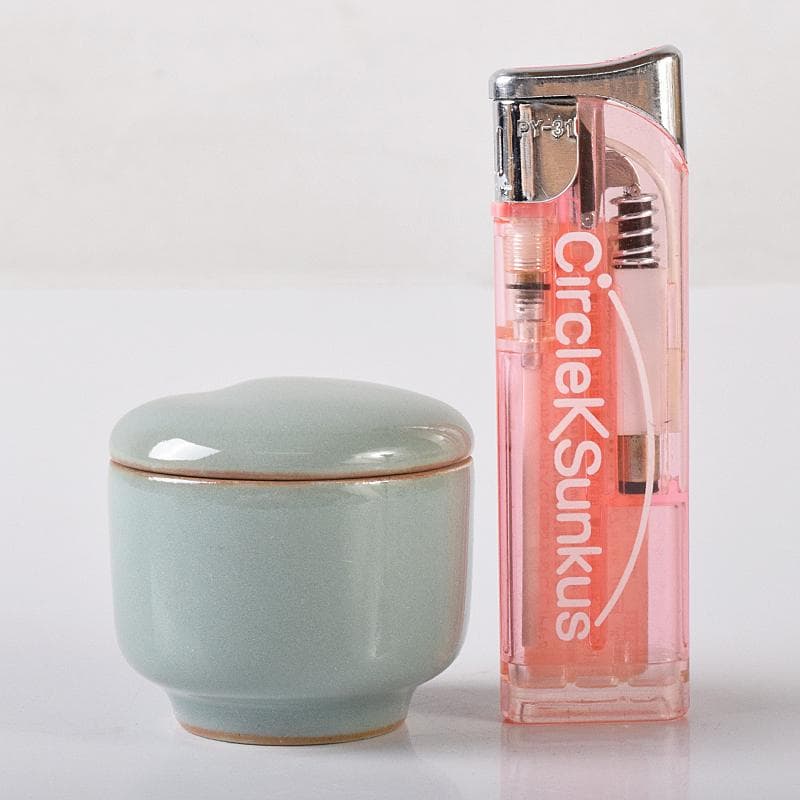 パウロニア　青磁　桃　香合　堀内宗完（兼中斎）極め箱　V　R8201