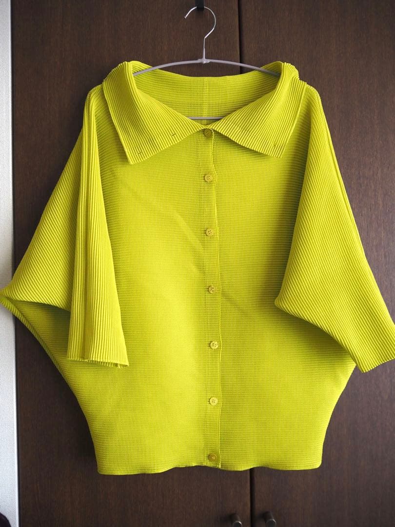 イッセイミヤケミー蛍光イエロー ドルマンスリーブ トップス