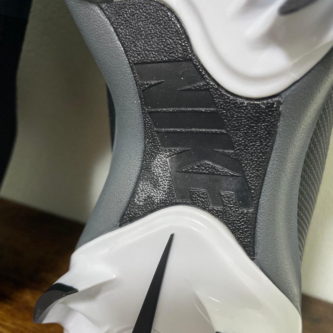 日本未発売　ナイキ　フォース トラウト 9 プロ　27.5cm　スパイク