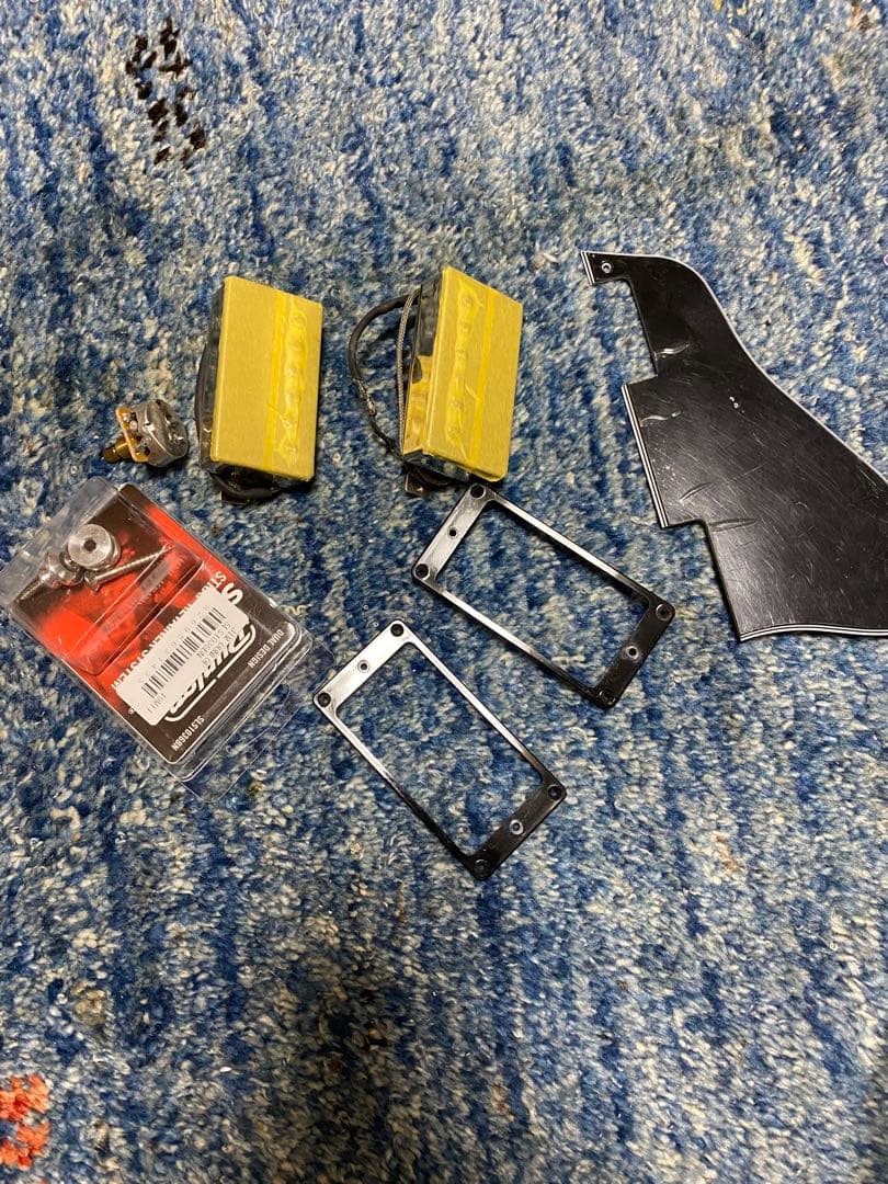 ギブソンES335 satin(satin vintage burst)