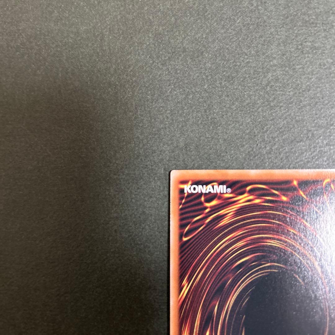 遊戯王　ブラックマジシャンガール 25th 絵違い QCCU-JP002 日版