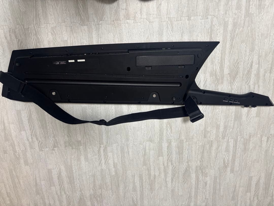 Roland AX-Edge-B (ブラック) 49鍵盤 ショルダーキーボード