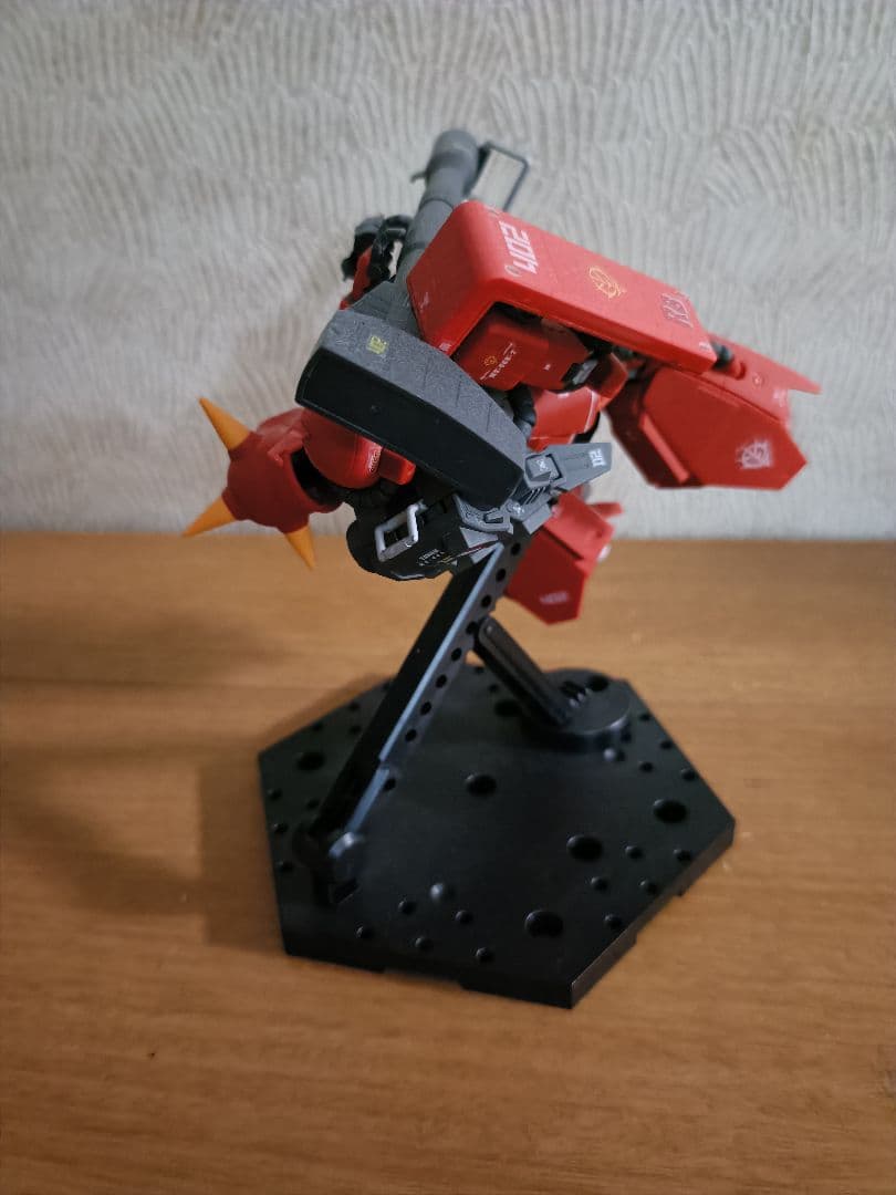 ジャンク品ガンプラ RG 1/144 ジョニー・ライデン専用ザク 完成品