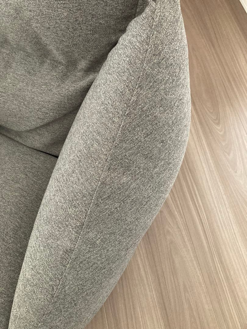 無印良品 空気でできたソファ チャコール