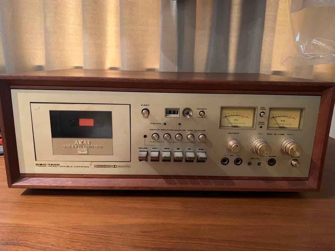 ☘️GMC-740D☘️ステレオカセット デッキ　オーディオ　アカイ